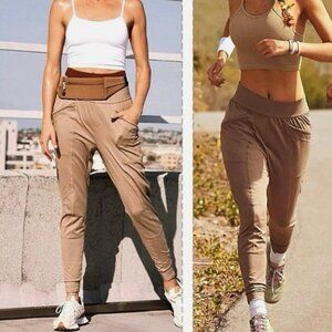 Free People Movement High Fives Jogger Pants Tan Khaki Women’s Size M